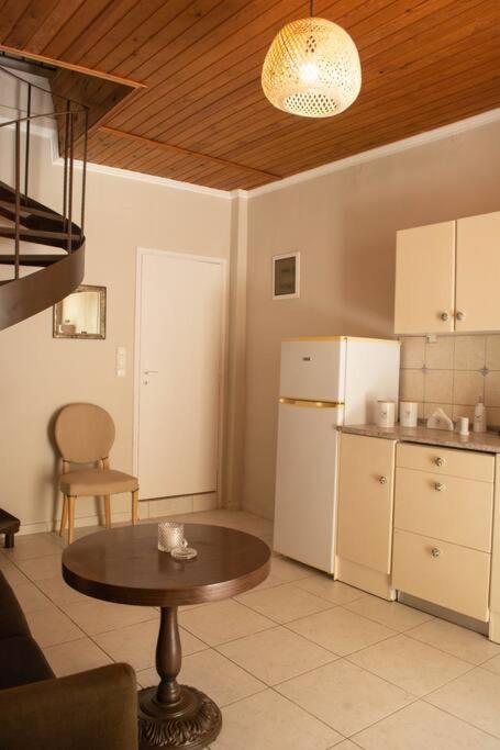 Appartement κέντρο μικρή καλαίσθητη μεζονέτα